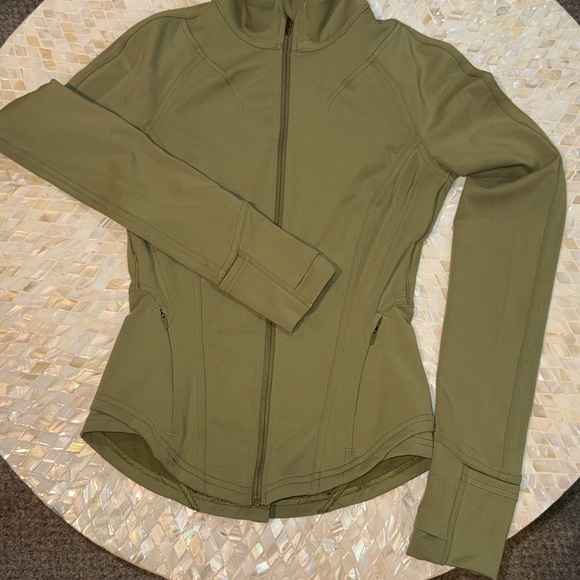 Lululemon Olive Green Women's Define Jacket - Picture 1 of 2
